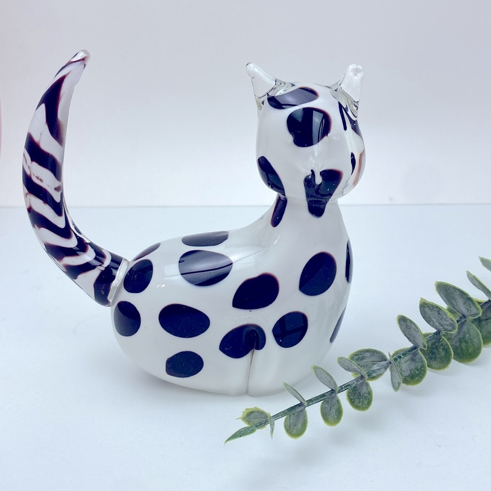 Art Glass Polka Dot and Striped Black & White Cat Figurine Adorable